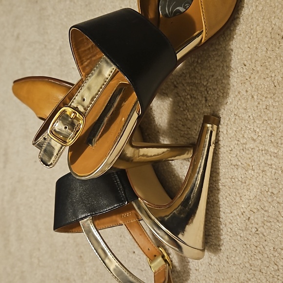 Halogen heels - Picture 2 of 6